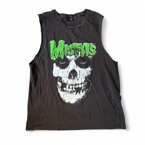 Misfit Men's Black and Green Graphic Tee - Size XL